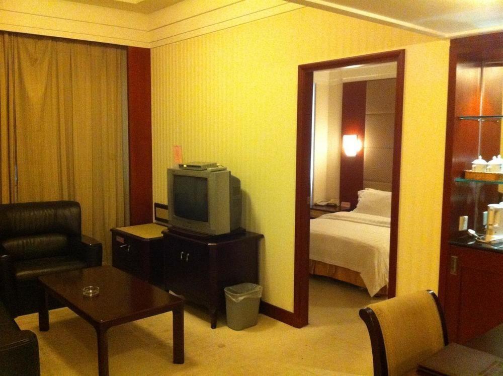 Beilingju Hotel Шэньчжэнь Экстерьер фото
