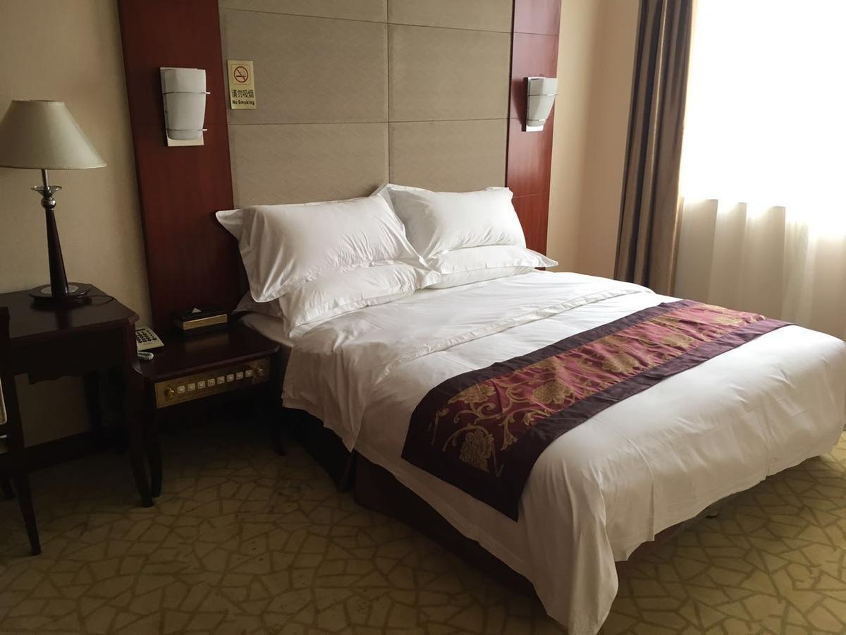 Beilingju Hotel Шэньчжэнь Экстерьер фото
