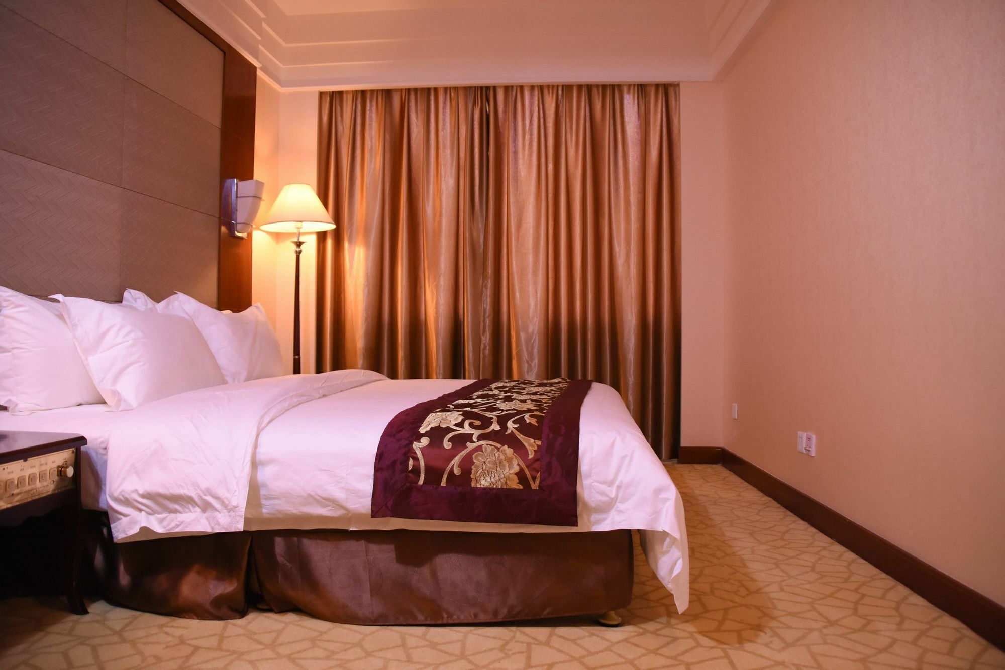 Beilingju Hotel Шэньчжэнь Экстерьер фото